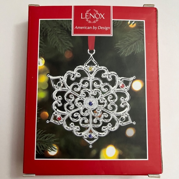 EUC Lenox Sparkle & Scroll Multicolored Crystal Silver Plate Snowflake Ornament - Picture 4 of 7